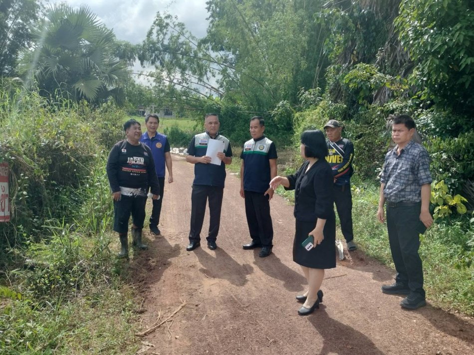 วันที่ 18 สิงหาคม 2569 เวลา 09.00 น. ​นายวิทนะ กรุงเกตุ นายก อบต.ท่าค้อ พร้อมด้วยคณะผู้บริหาร และ นางปัณณพร  อะโน  ปลัด อบต.ท่าค้อ,  สำนักปลัด ,และกองช่าง ลงพื้นที่  ม.2  บ้านเมืองเก่า เพื่อตรวจเยี่ยมและสำรวจผลกระทบจากสถานการณ์น้ำท่วมที่เกิดขึ้นในพื้นที่  เพื่อนำข้อมูลที่ได้มาจัดทำโครงการในปีงบประมาณต่อไป ค่ะ